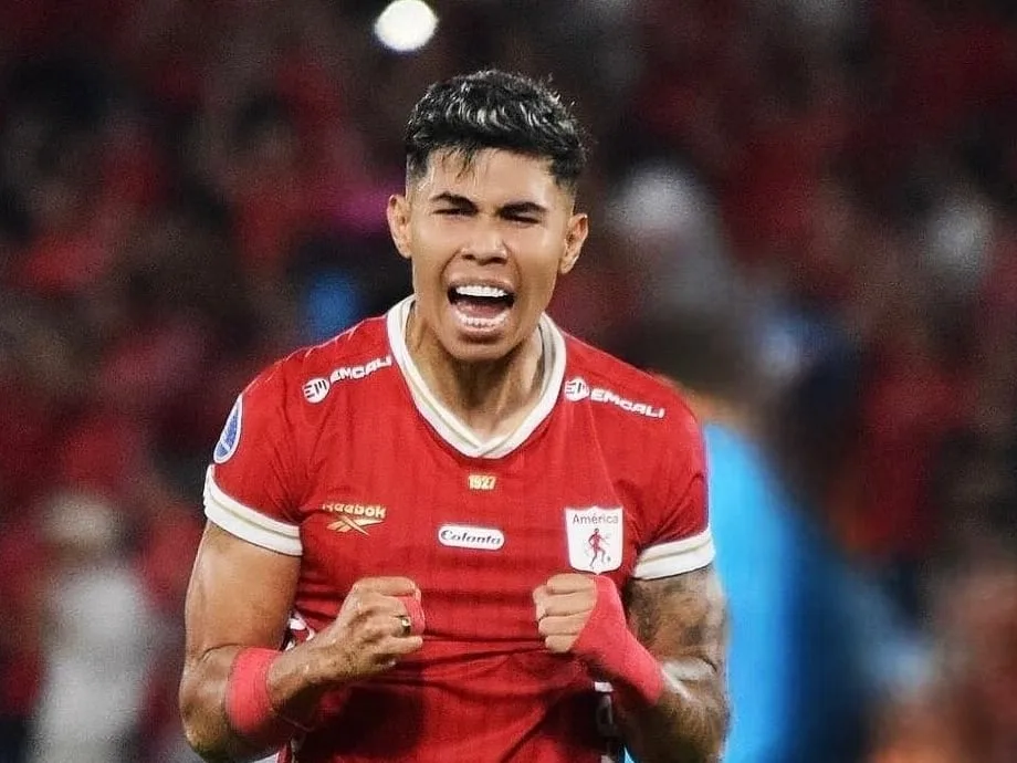 Nicolás Hernández, jugador del América de Cali, dio parte de tranquilidad tras caerle un árbol sobre su carro: “Estoy con algunos traumas”