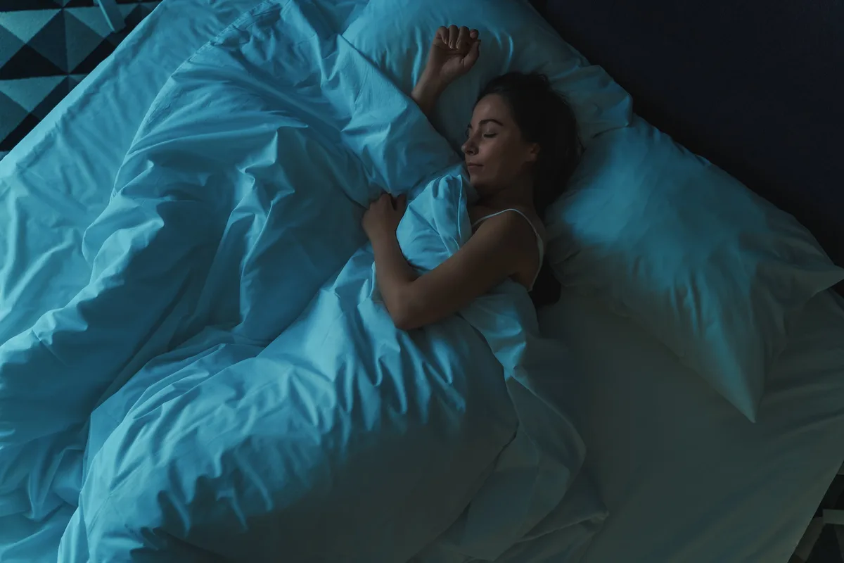 Un estudio del Seguro Social vincula el insomnio crónico con deterioro cognitivo en el 88% de pacientes en El Salvador