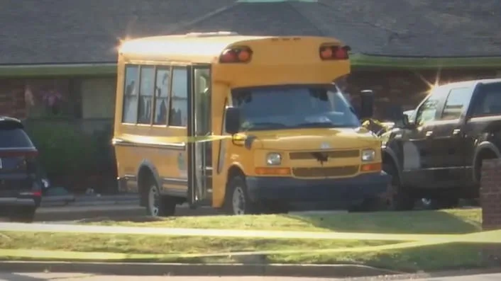 Tragödie in den USA - 6-jähriges Kind stirbt in glühend heißem Bus