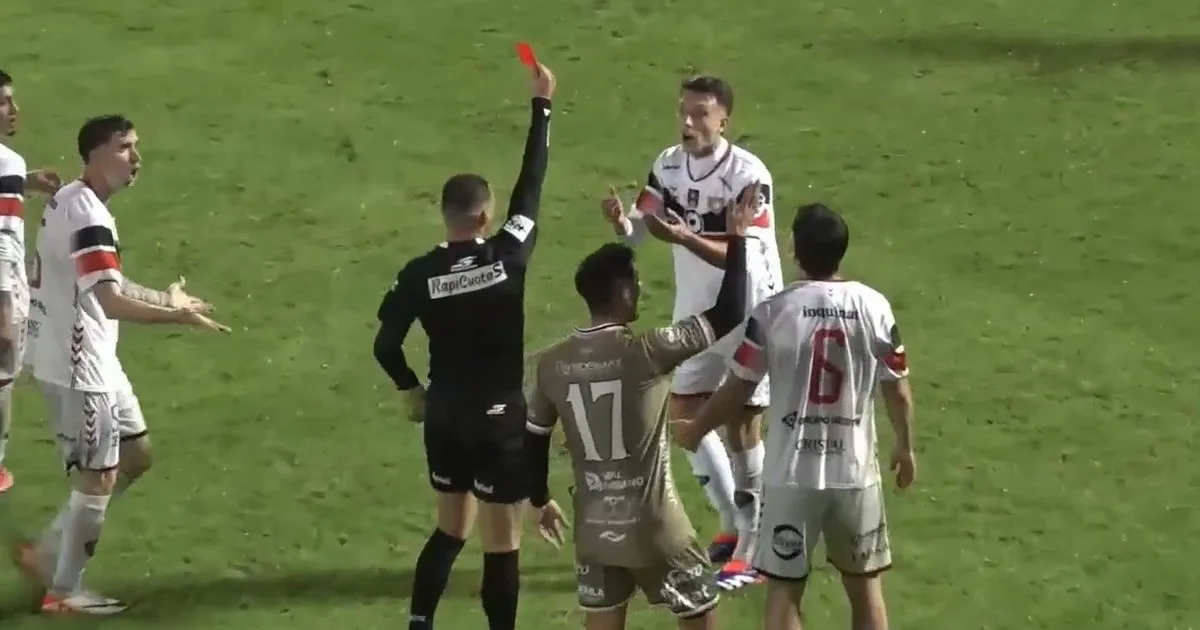 Video: el patadón de Leyendeker, el futbolista que había lesionado al Changuito Zeballos en 2022