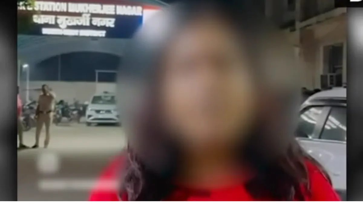 ‘Tried to pull me into SUV’: DU student alleges eve-teasing by group in Delhi