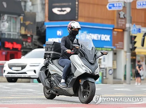 서울시, 시내 CU 편의점 3천곳, 배달노동자 쉼터로 활용