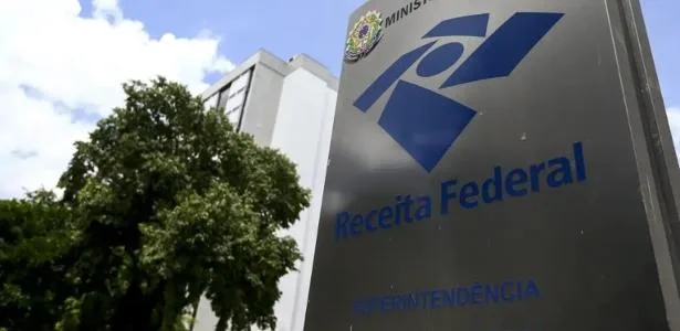Arrecadação federal soma R$ 289,3 bilhões em julho e supera projeções
