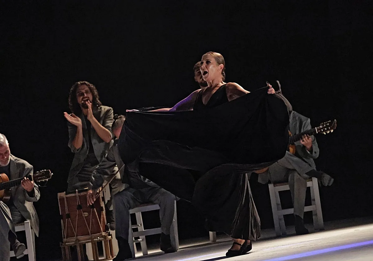 Sara Baras volvió a la Bienal por la puerta grande