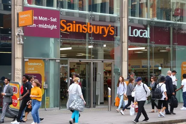 Sainsbury's Deliveroo error as customer 'can't get refund' - rules explained