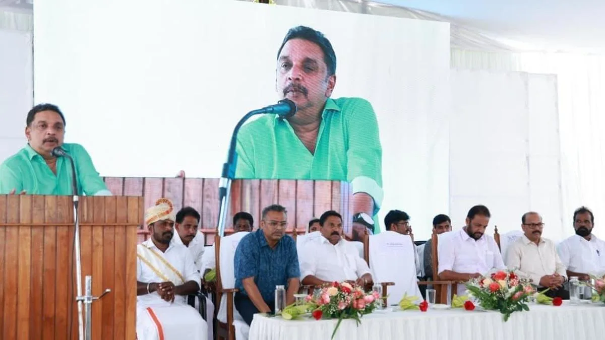 Chinnakkanal human-elephant issue man-made, says Keralam Forest Minister