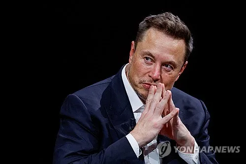젤렌스키, 스타링크로 우크라 도운 머스크에 훈장