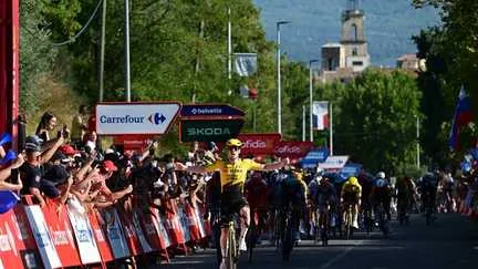 Matthew Brennan gagne la deuxième étape de la Vuelta, Tadej Pogacar conserve son maillot rouge de leader