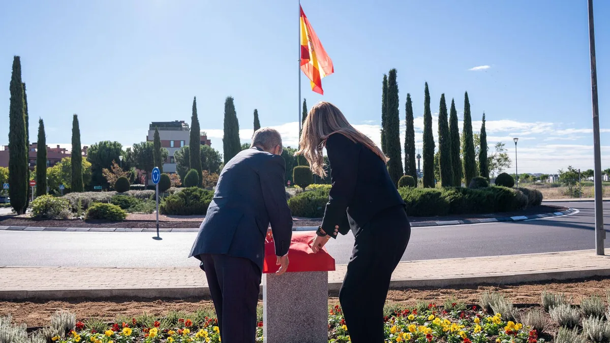 Pozuelo dedica una glorieta a Torcuato Fernández-Miranda, figura clave de la Transición