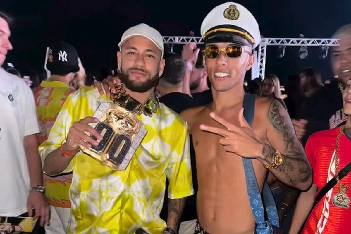 Colar milionário que Buzeira deu a Neymar levou polícia a rede criminosa