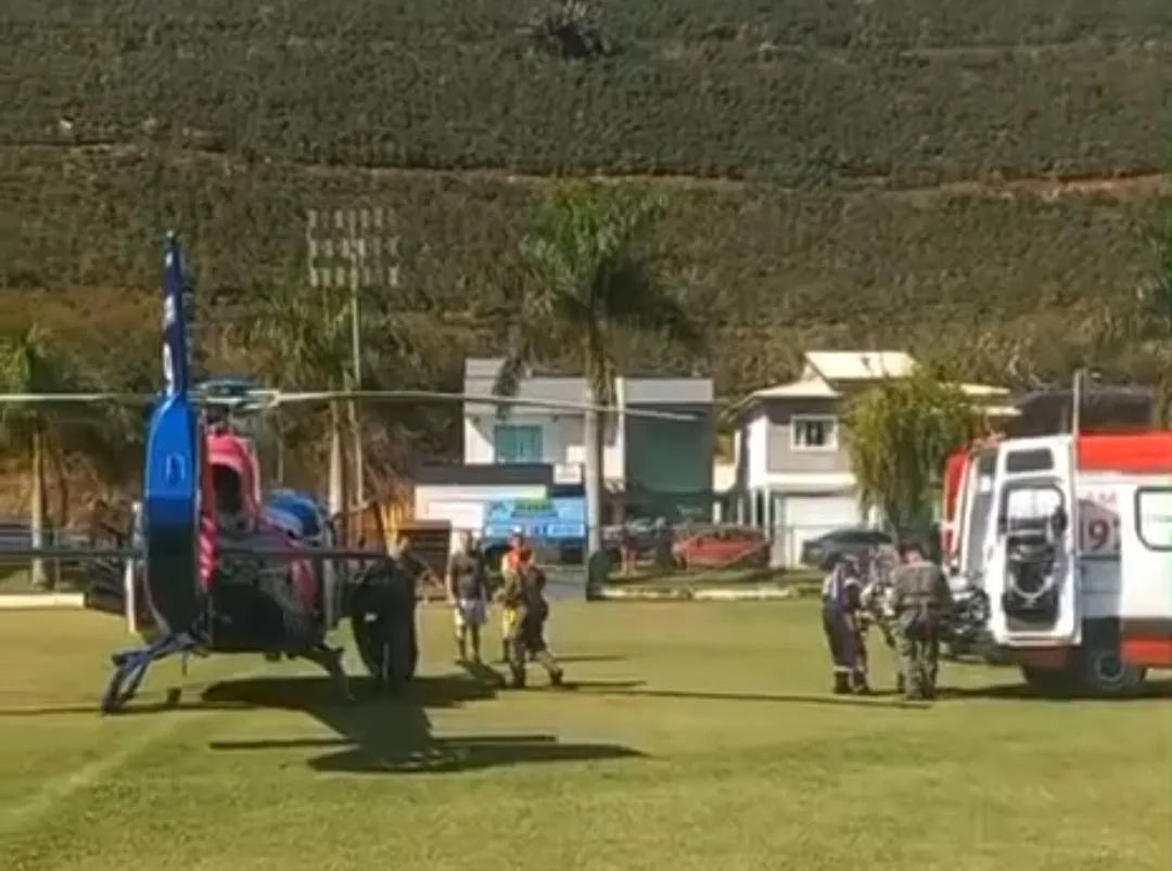 Funcionária de supermercado prende mão em moedor e é socorrida de helicóptero no ES