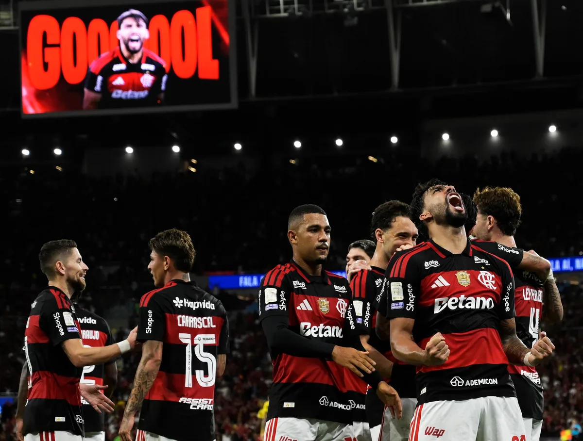 Análise: Flamengo tira asterisco da briga pelo título e coloca pressão no Palmeiras