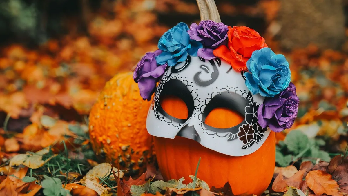 Halloween y Día de Muertos: fiestas millonaria con precios de susto