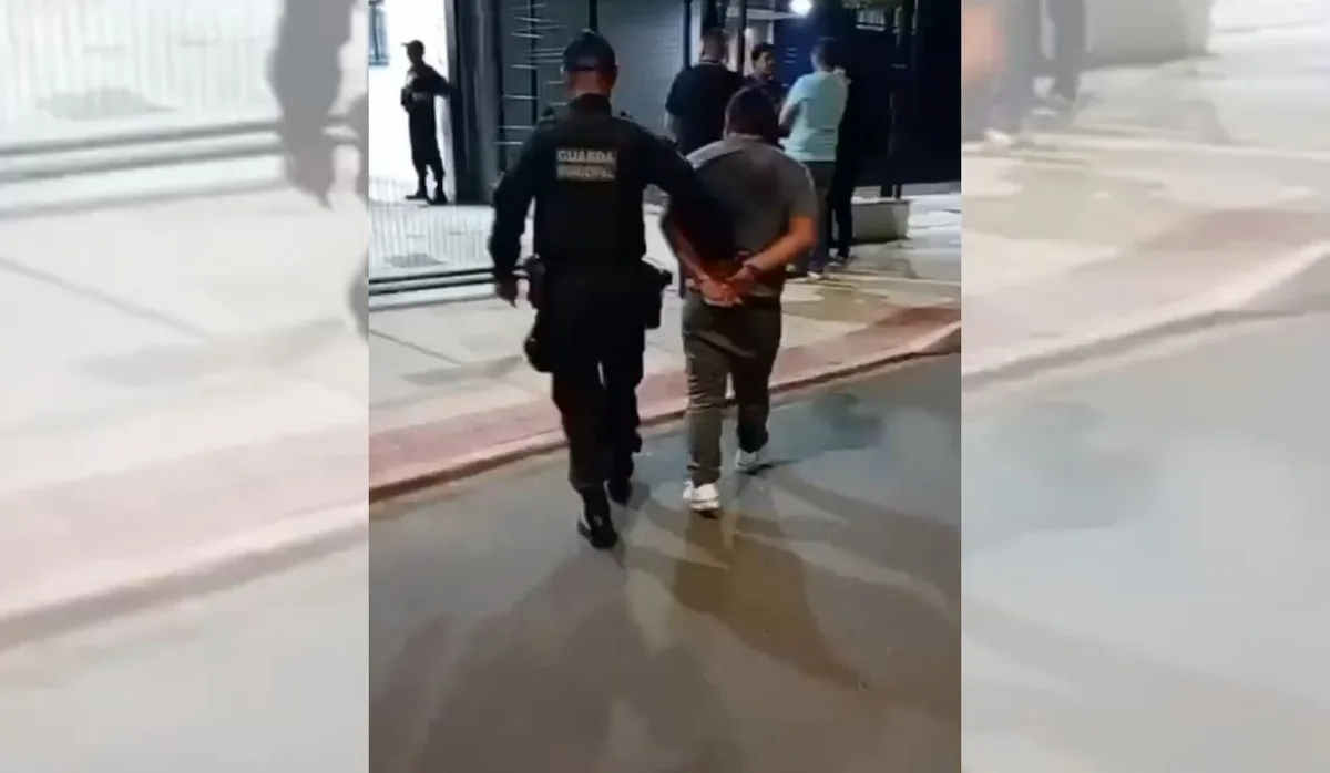 Foragido por estupro de vulnerável é detido em Vitória