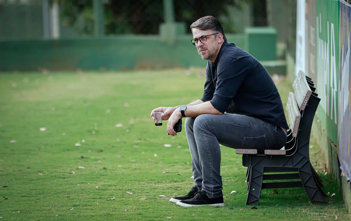 Goiás protesta contra arbitragem e abrirá reclamação na CBF