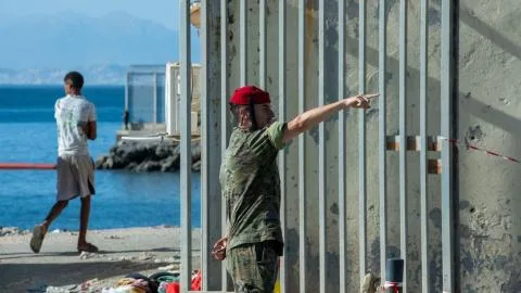 España mantiene su hoja de ruta con Marruecos mientras Rabat estrecha su cooperación militar con EEUU