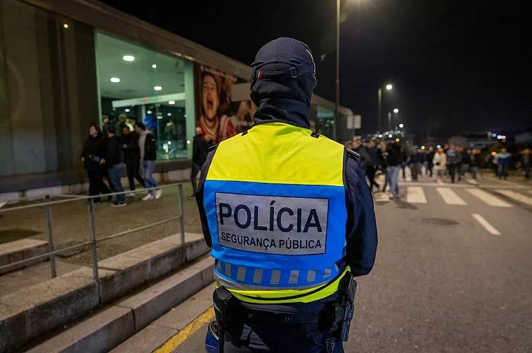 Aumentos salariais em 2027 não compensam efeitos da inflação, diz sindicato da polícia