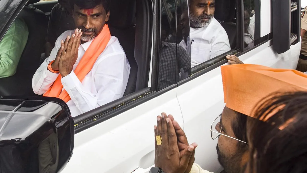 Maharashtra government wants to slash data of 58 lakh Marathas eligible for caste certificates: Jarange