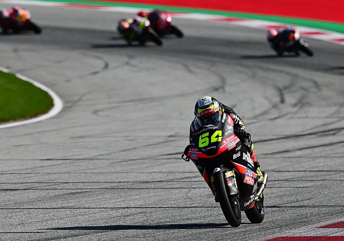 Pratama arruina la fantástica carrera del sevillano David Muñoz en Austria