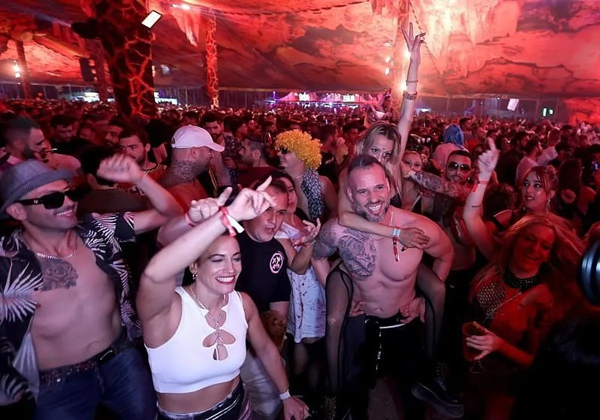 Condenado por el robo de 21 móviles valorados en 7.390 euros en el festival Elrow de Córdoba