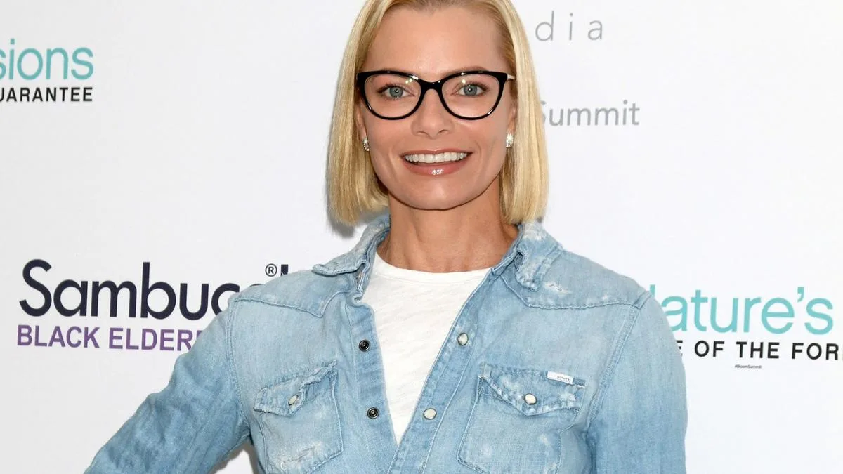 Jaime Pressly 'kicked out of' California hotel