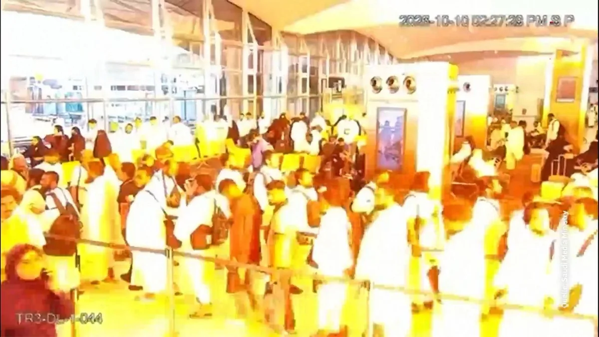 Huthi-Anschlag: Aufnahmen zeigen gewaltige Explosion in Flughafen von Riad