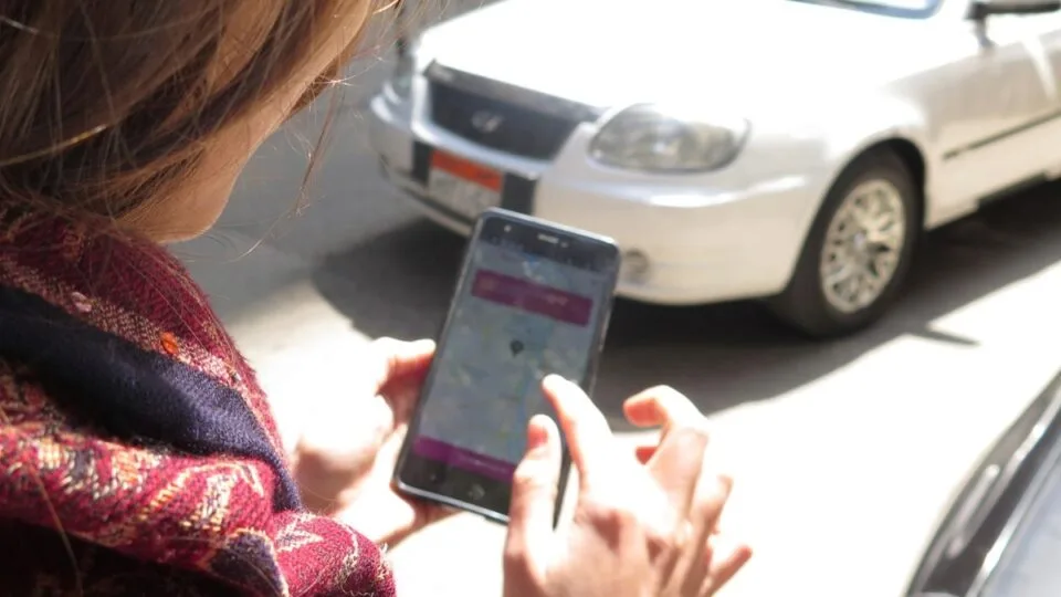 Câmara aprova medida de Lula de R$ 30 bi em linhas de crédito para motoristas de app