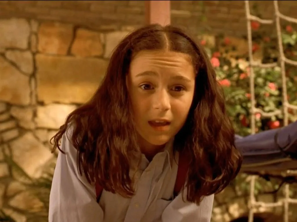 Alexa PenaVega, de ‘Pequenos Espiões’, lamenta morte de Hayden Panettiere