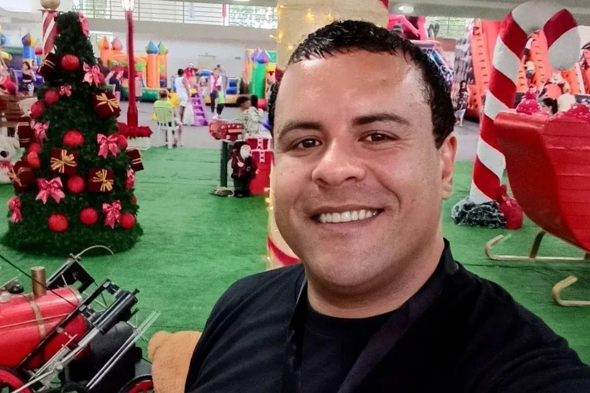Assessor de prefeitura é preso após bater carro de luxo e xingar PMs