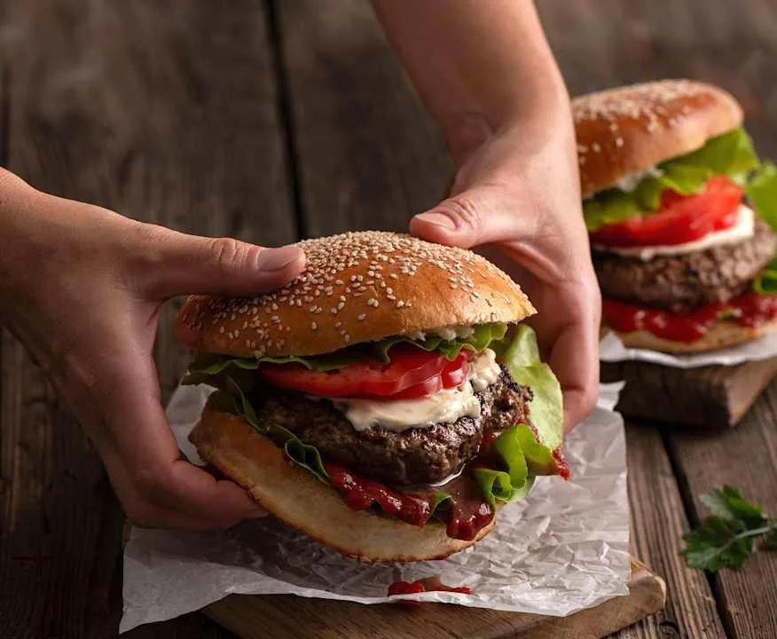 Cruz Roja Saltillo invita a su quinta ‘Hamburguesada con Causa’; buscan apoyar a 2 mil familias