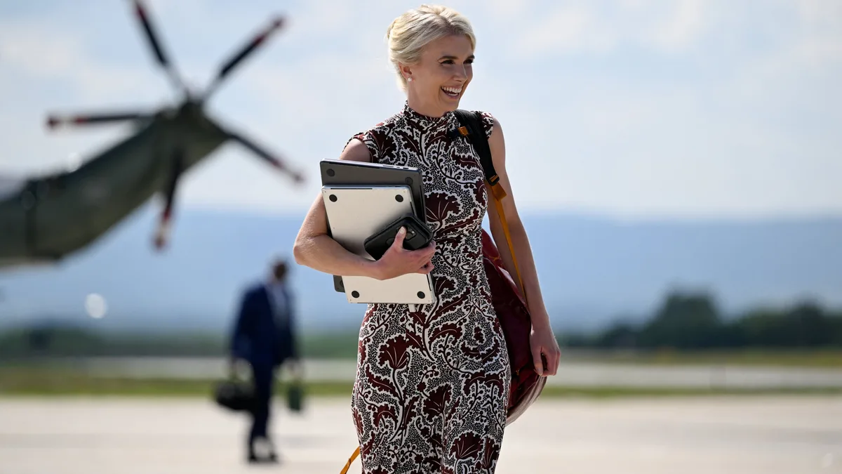 Trump’s Blonde Aide, 35, Emerges as Wild Card to Replace Leavitt