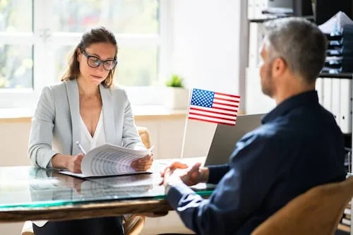 ¿Por qué una visa americana puede ser revocada?