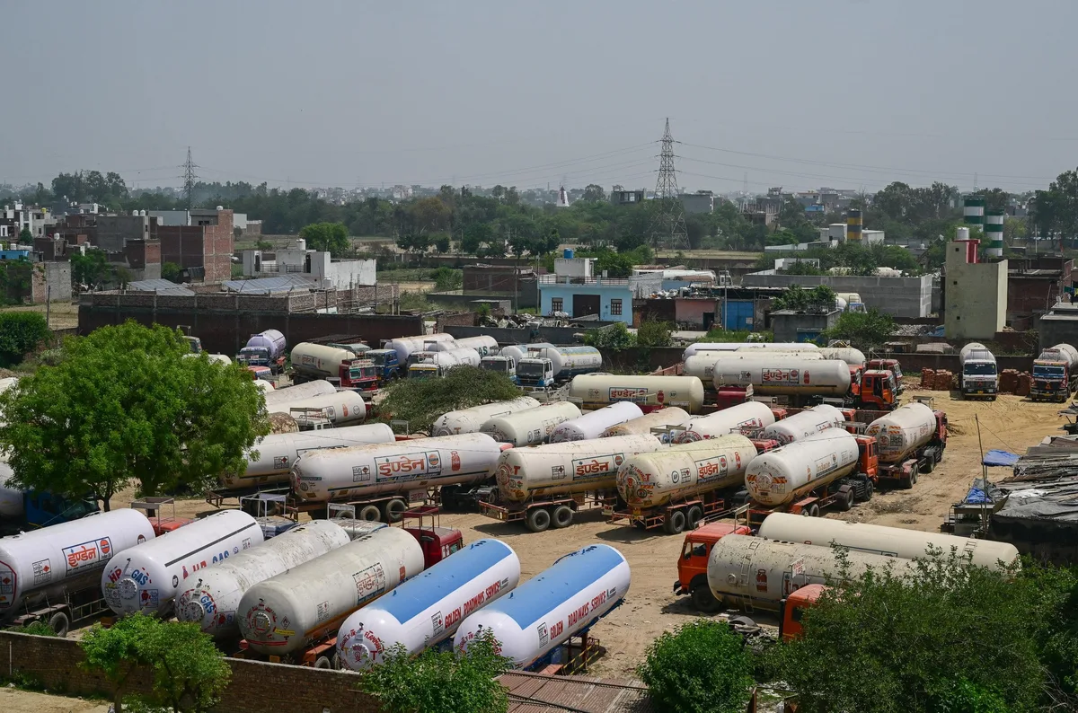 US LPG supplies to India crash on UAE inroads, premiums near record