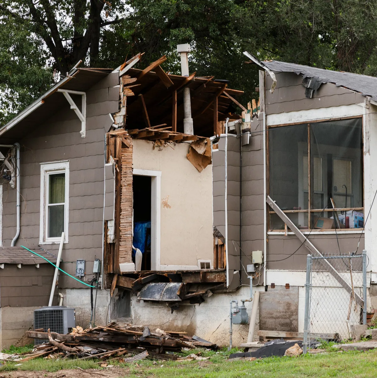 The New Affordability Fight in the Midterms: Home Insurance Prices