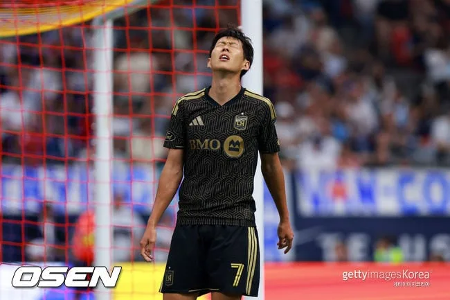 '손흥민도 결국 퍼졌다' LAFC 살인 일정에 한계...감독 "출전 시간 관리해야"