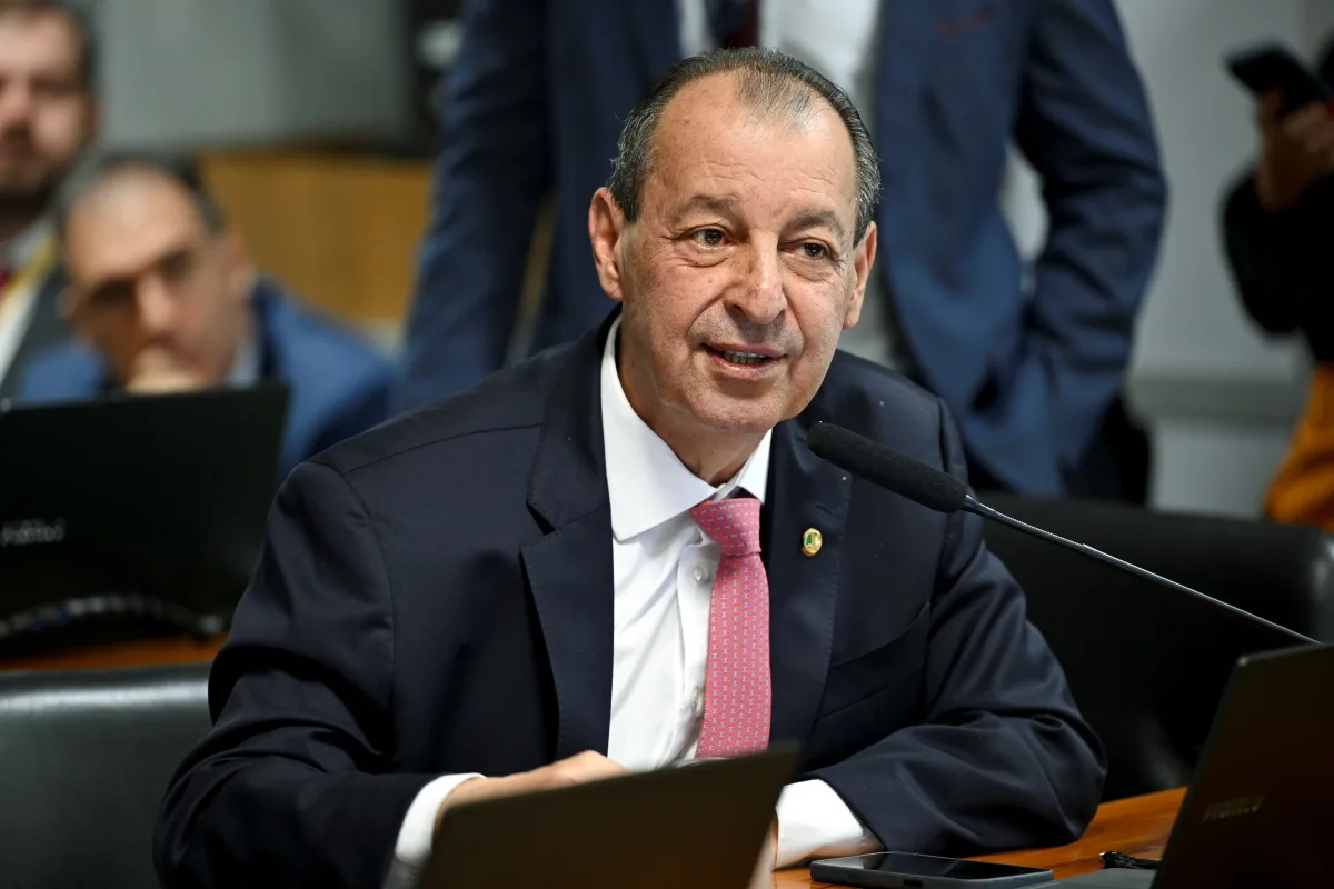 Relator quer votar fim da 6x1 na CCJ e no plenário do Senado nesta quarta