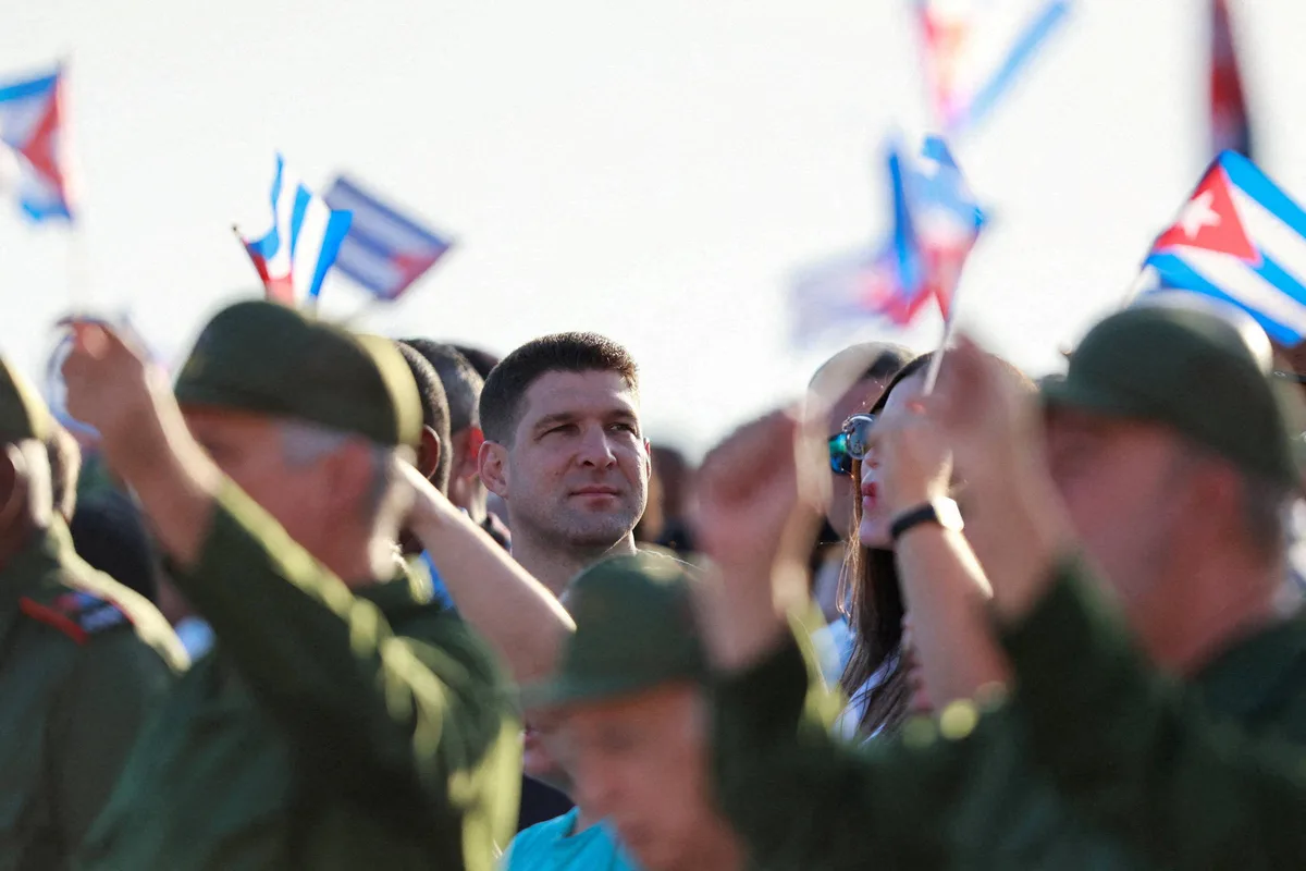 Neto de Raúl Castro vai de guarda-costas do avô a peça-chave em diálogo EUA-Cuba