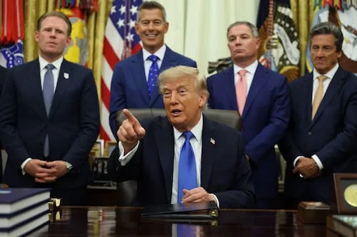 Trump cree que Venezuela no está lista para celebrar elecciones; afirma que Delcy Rodríguez "quiere" comicios