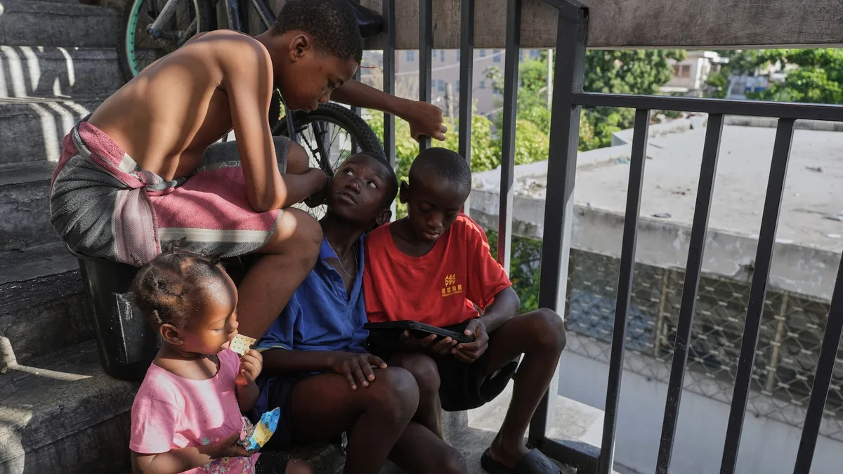 First group of deportees arrives in troubled Haiti after US ends TPS program