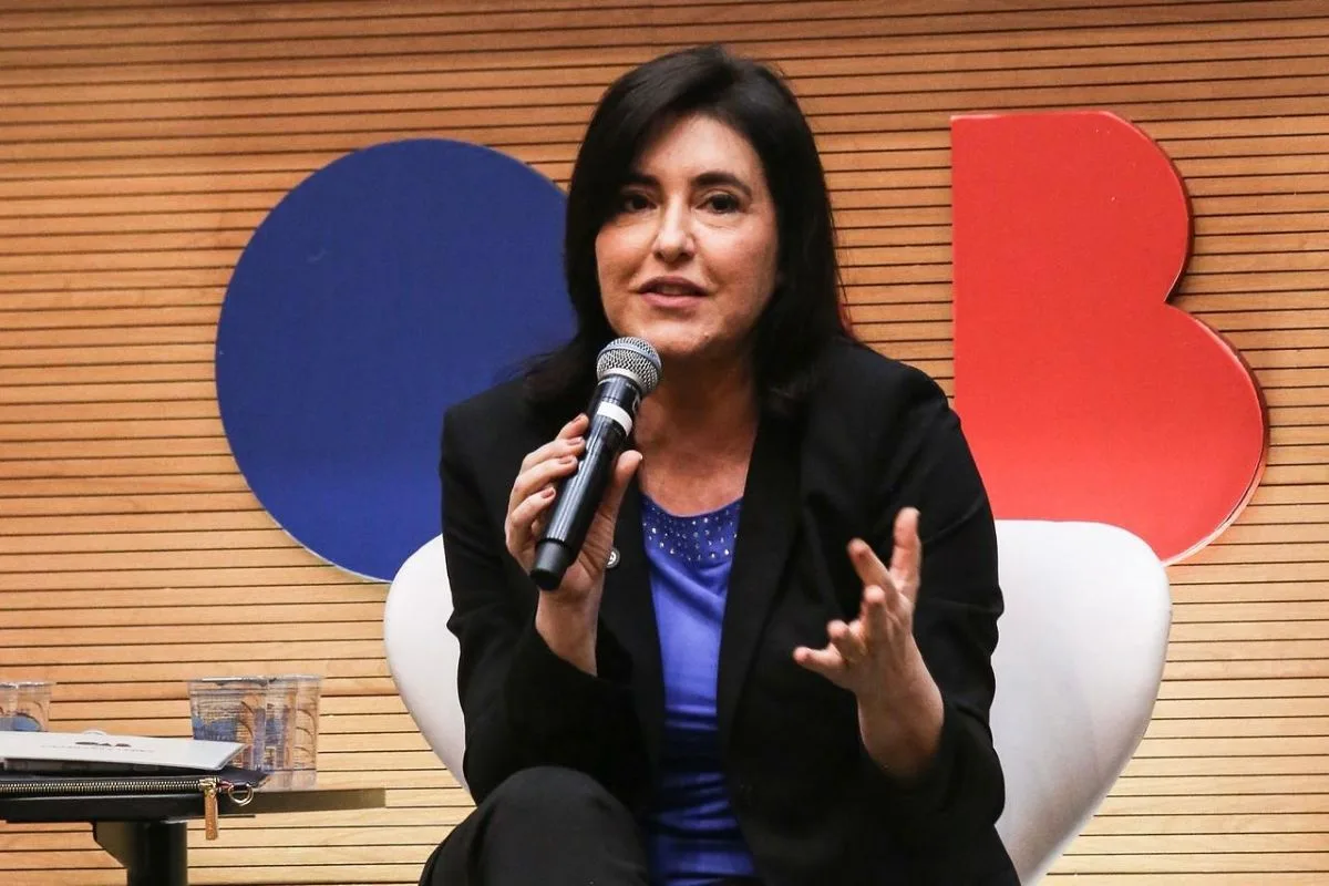 "Banco Master criou raízes no governo do Bolsonaro", diz Tebet em sabatina