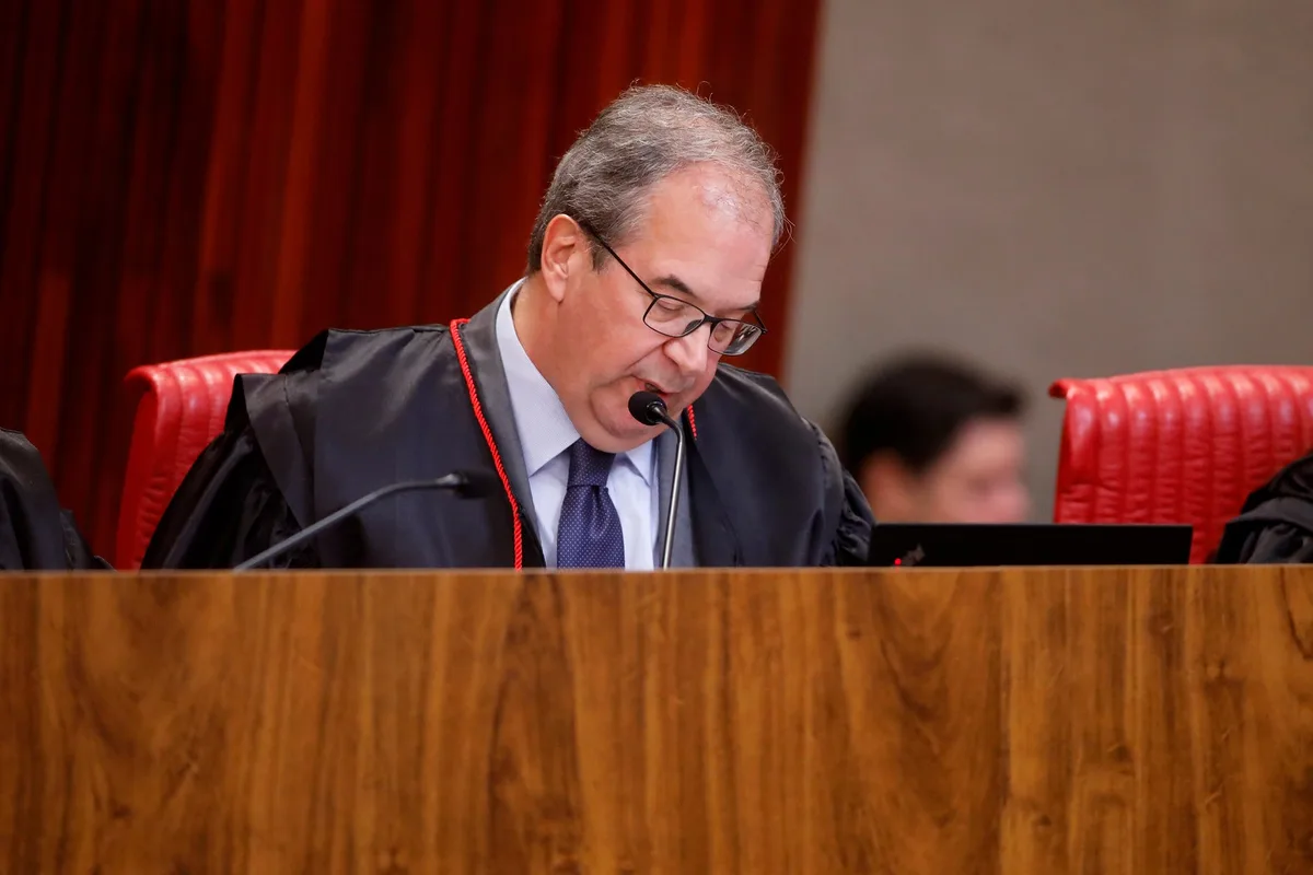 Ministro do TSE vai julgar recurso do PL contra candidatura de crítico da cúpula das Forças Armadas