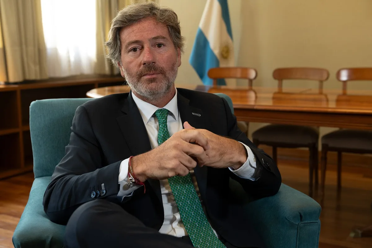 El Gobierno celebró el "avance histórico" en el juicio en ausencia por AMIA