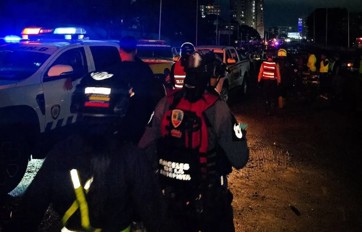 Dos personas desaparecidas tras ser arrastradas por una alcantarilla cerca del Estadio Monumental