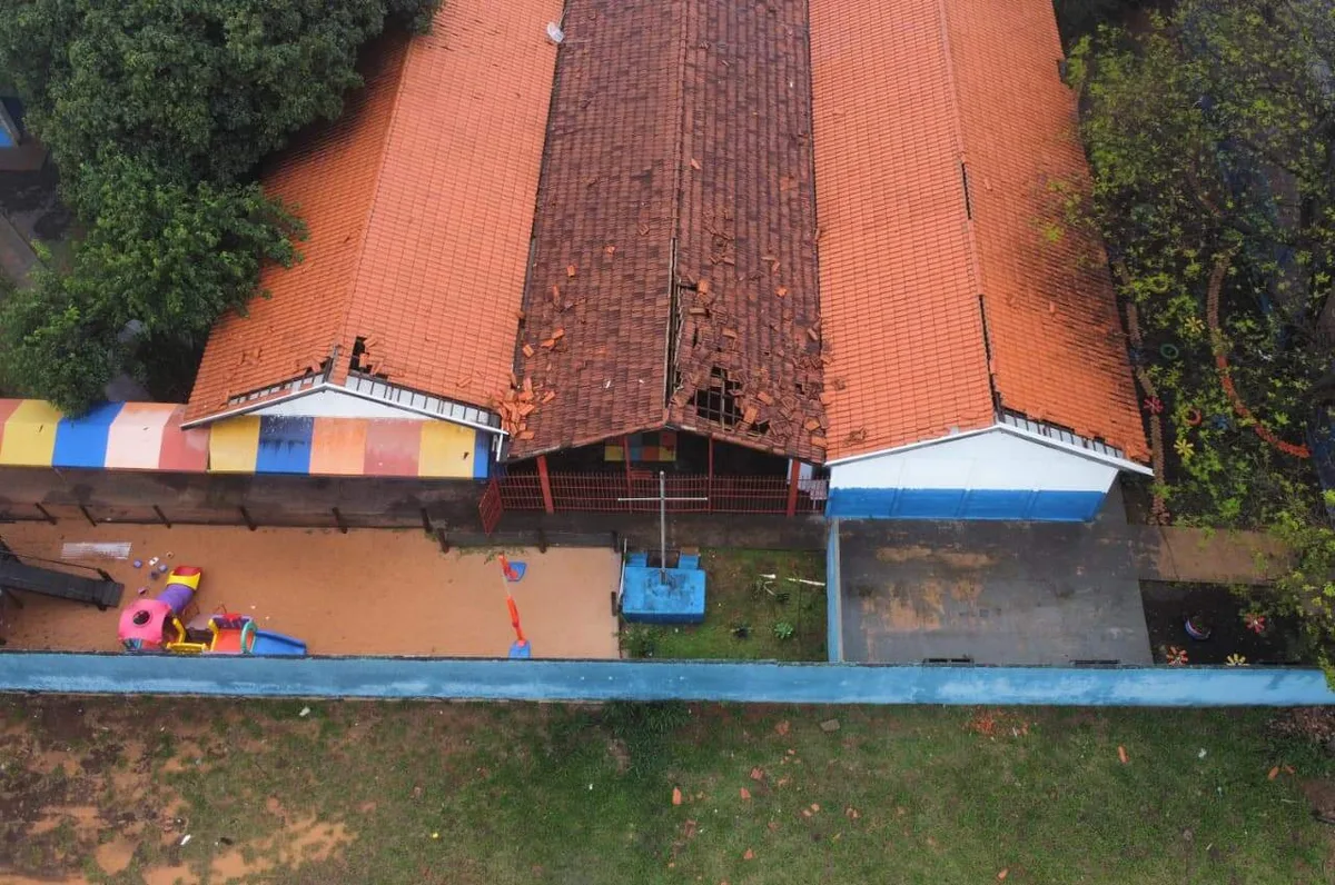 Após temporal, 3 escolas municipais continuam com aulas suspensas para reparos