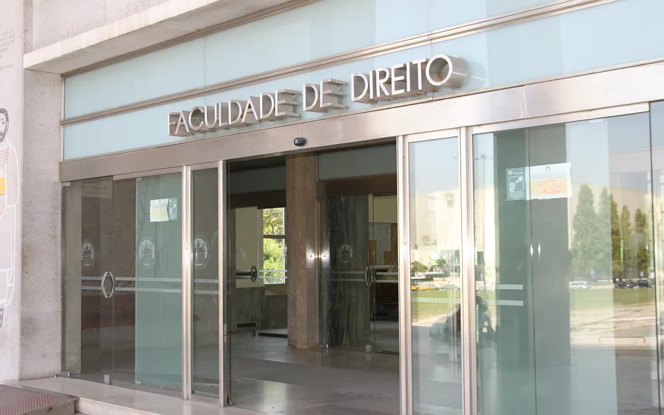 FDUL e AIMA cooperam para acelerar regularização de estudantes estrangeiros