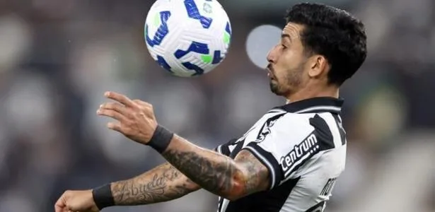 Botafogo encaminha venda de Santiago Rodríguez ao Columbus Crew