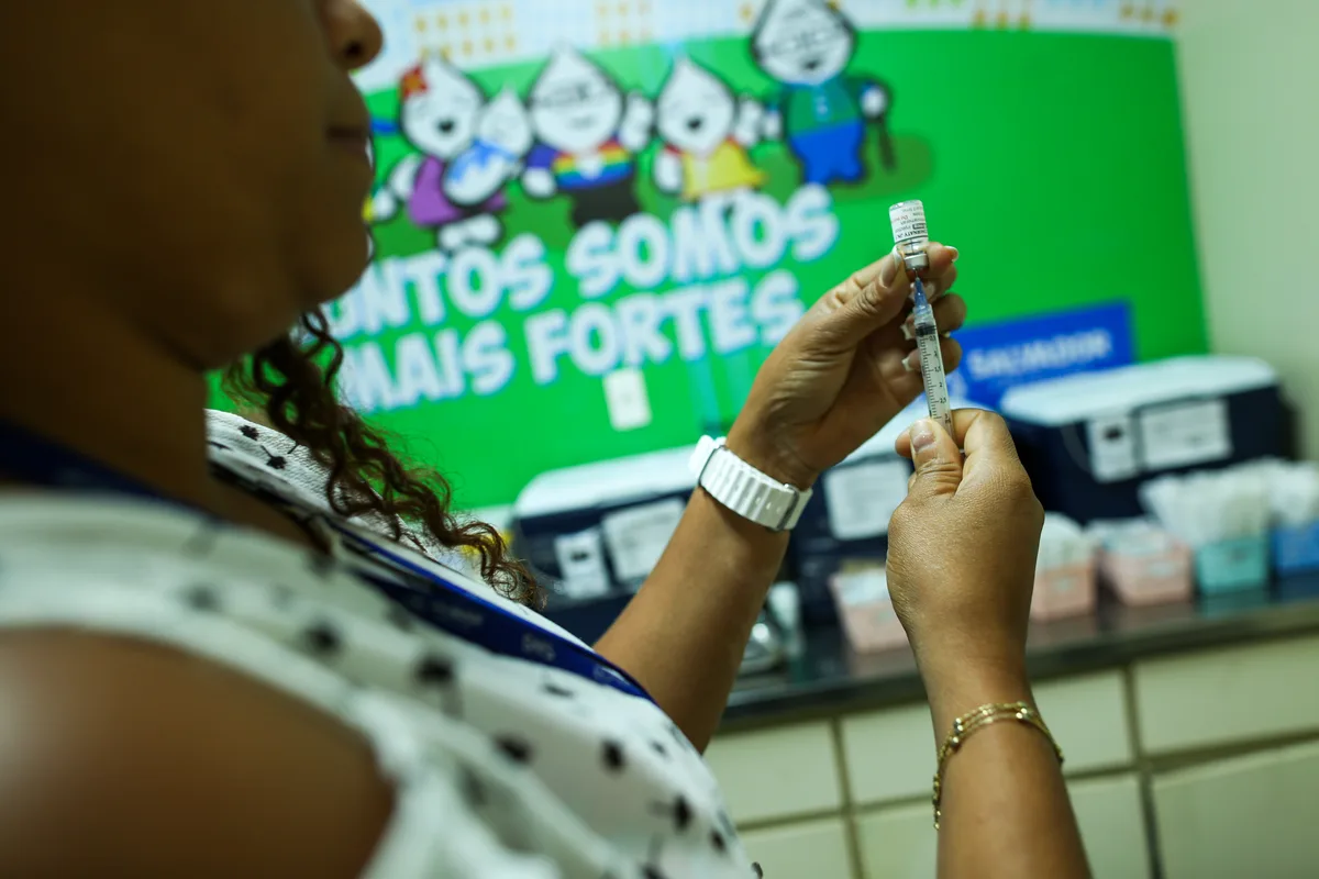 Companha de multivacinação começa com Dia D neste sábado em Salvador