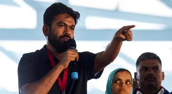 Líder do partido indiano das "baratas" detido antes de manifestação prevista em Nova Deli