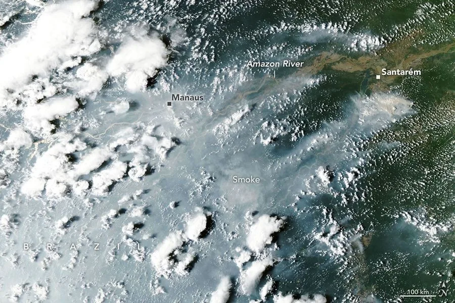 Imagens de satélite da NASA mostram queimadas avançando pela Amazônia