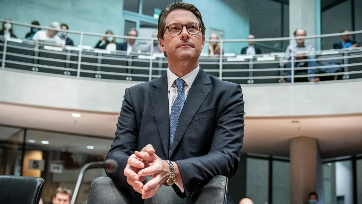Scheuer vor Gericht: Das doppelte Maut-Debakel